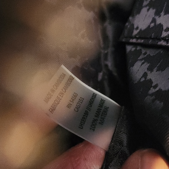 KARL LAGERFELD CROSSBODY BUNDLE - Picture 7 of 13